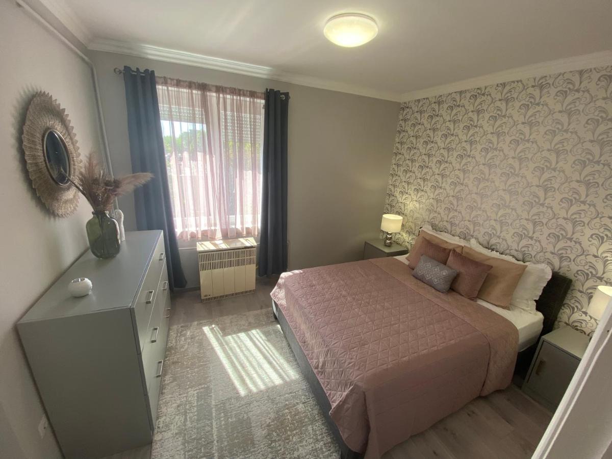 Apartmán Oliaparman Eger Exteriér fotografie