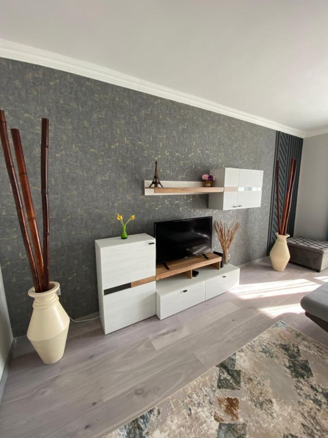 Apartmán Oliaparman Eger Exteriér fotografie